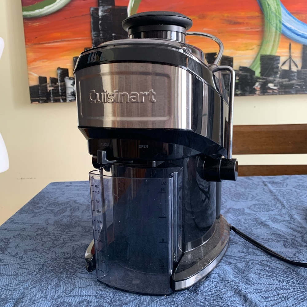 Cuisinart CJE-500 juicer